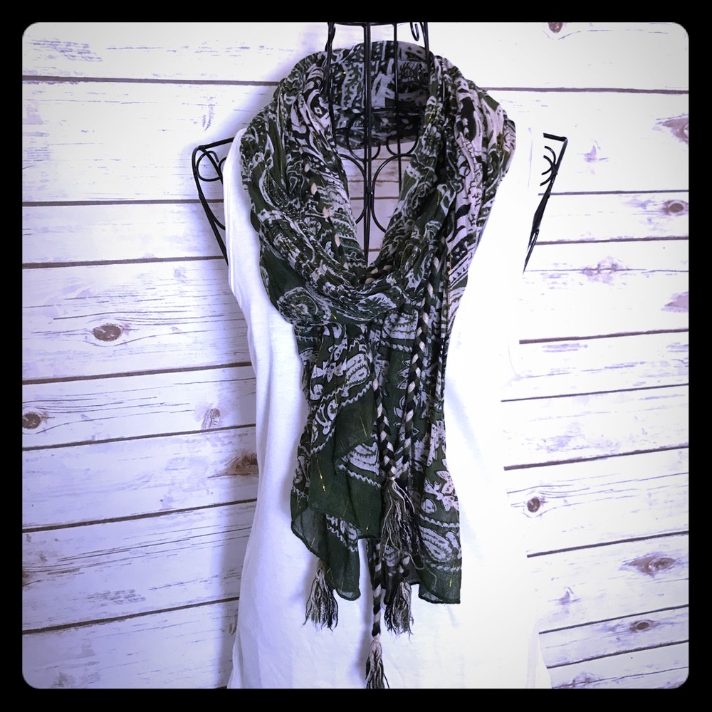 Paisley green and metallic gold scarf