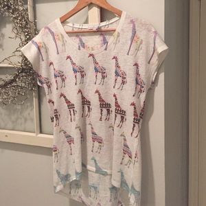 Giraffe shirt