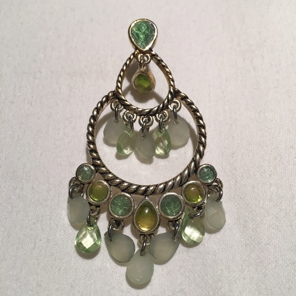 Green chandelier earrings - Picture 2 of 2