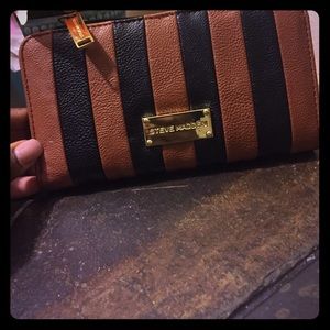 Steve Madden wallet