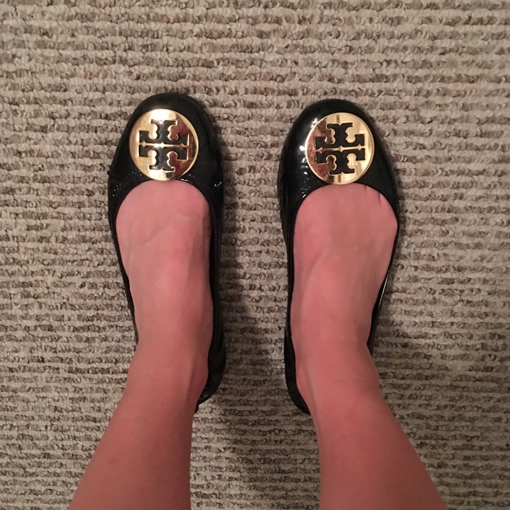 Tory Burch black/gold flats⚠️DONATING TODAY