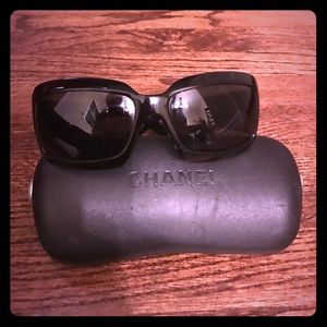 🎉SUNDAY SALE!🎉 Chanel Mother of Pearl Sunglasses