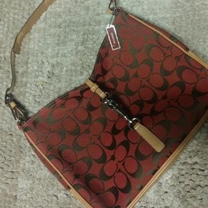 Coach H 71/2 in,L 10in,W 3 in