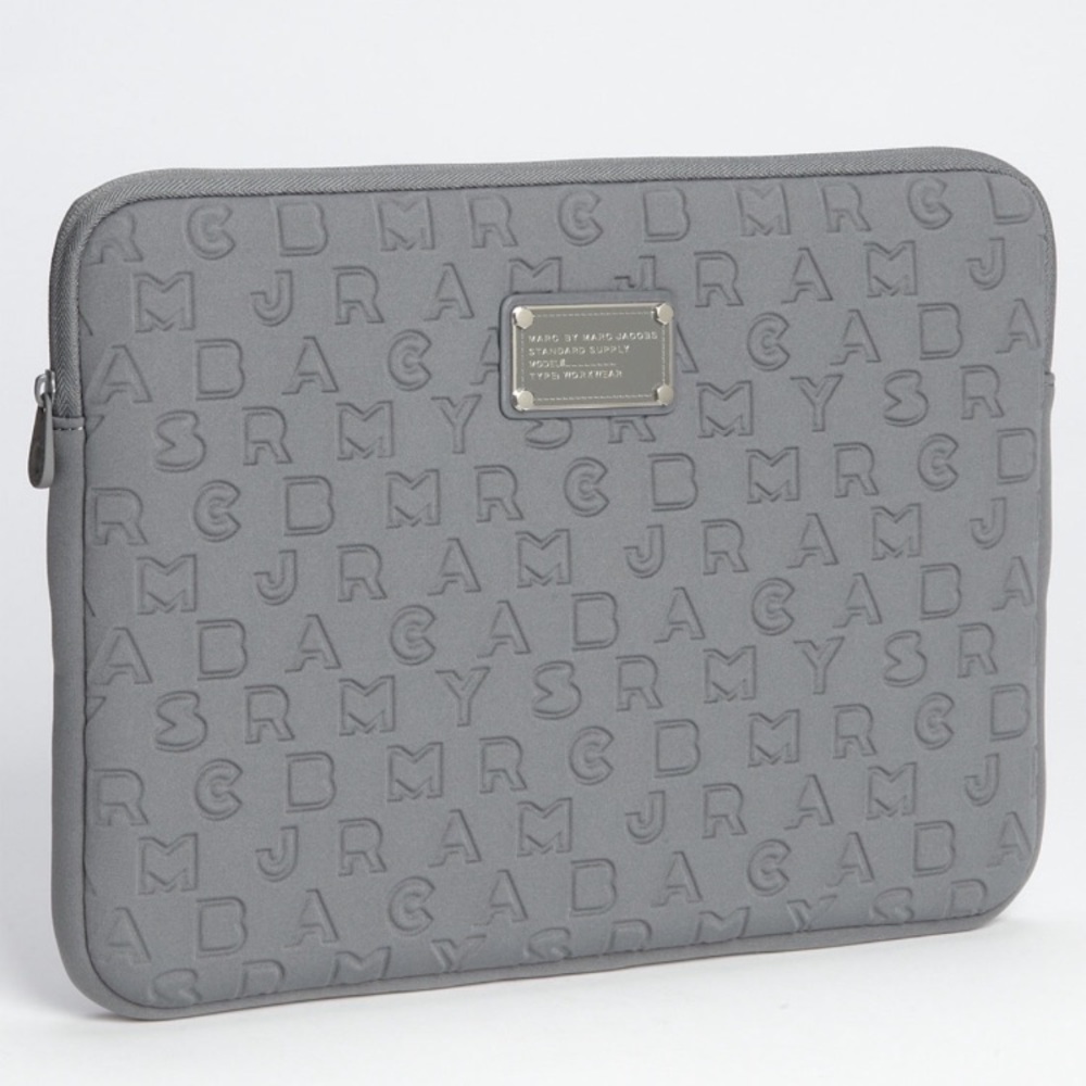 NWT Marc Jacobs Logo Laptop Sleeve
