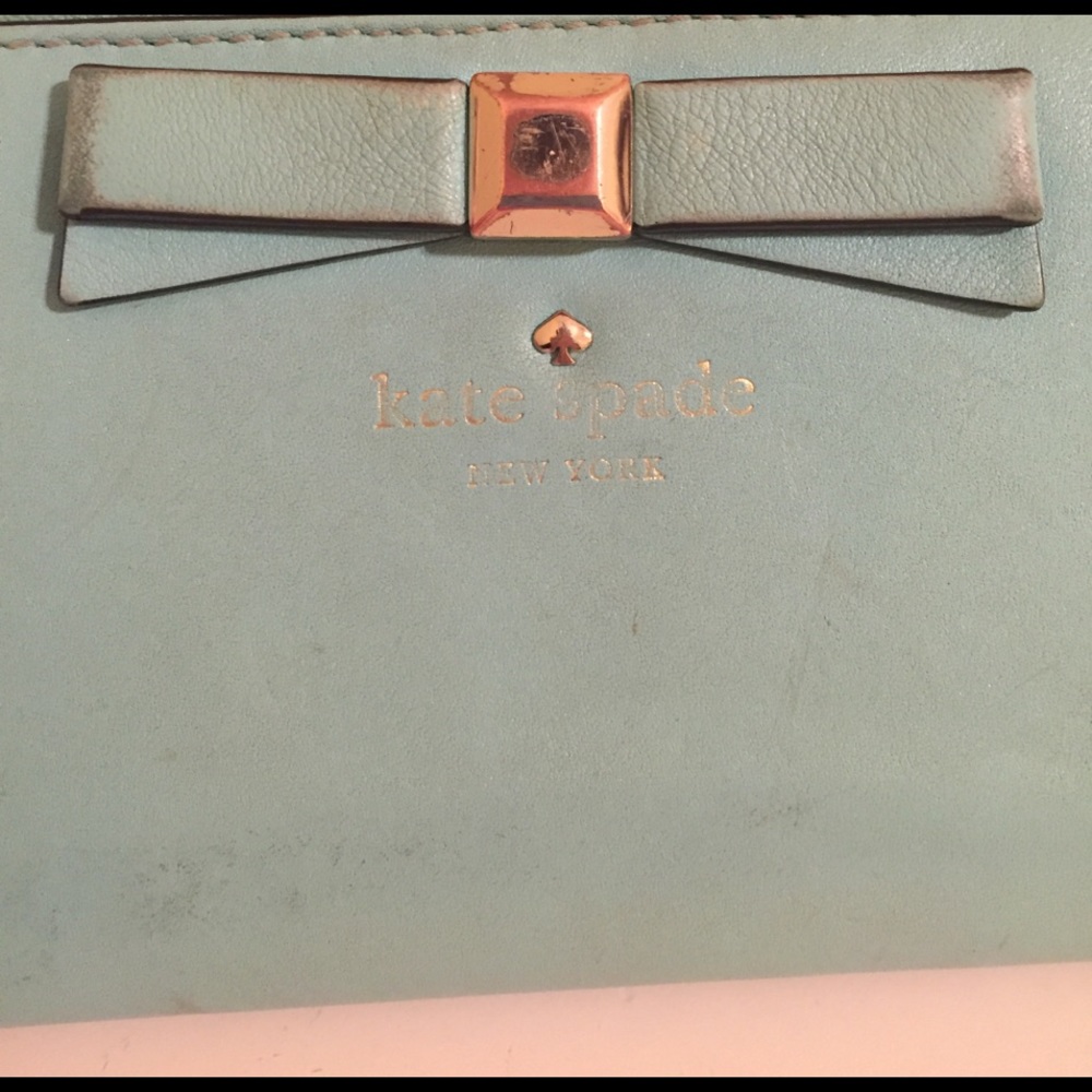 Well loved Tiffany blue Kate spade wallet - Picture 4 of 8