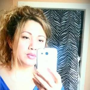 Meet your Posher, Zonia