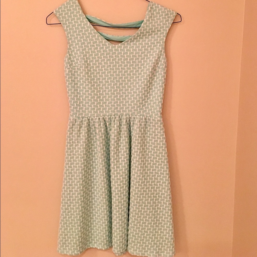 Turquoise/mint green dress