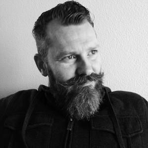 Meet your Posher, Tom