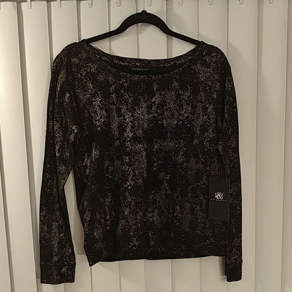 NWT Rock & Republic long sleeve forest night shirt