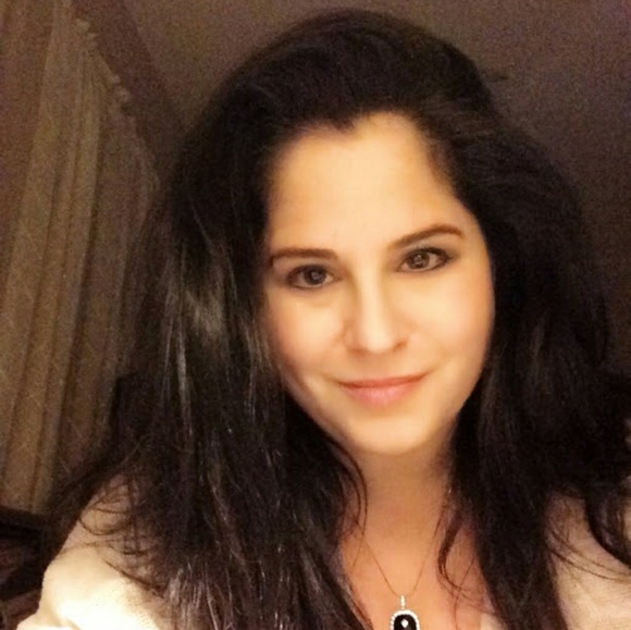 Meet your Posher, Amy - Picture 4 of 4