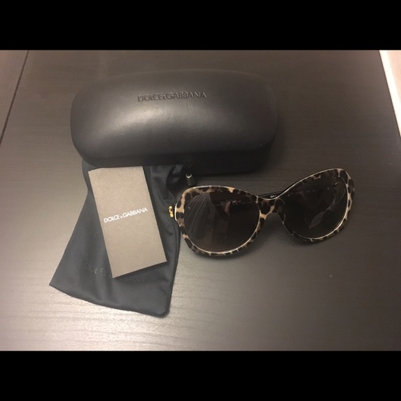 Dolce & Gabbana sunglasses - Picture 2 of 6