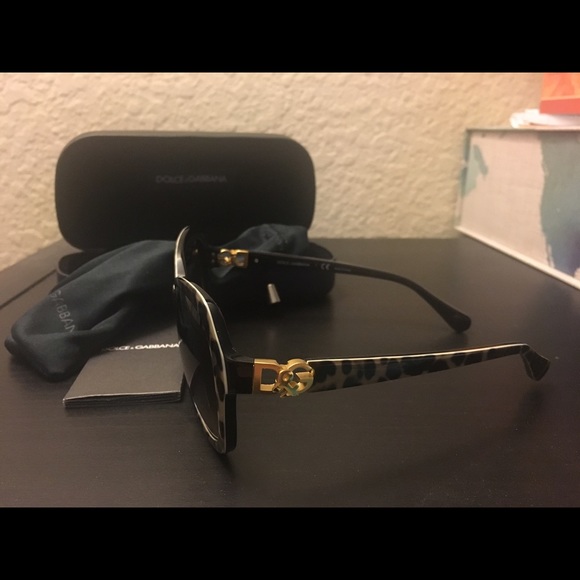 Dolce & Gabbana sunglasses - Picture 3 of 6