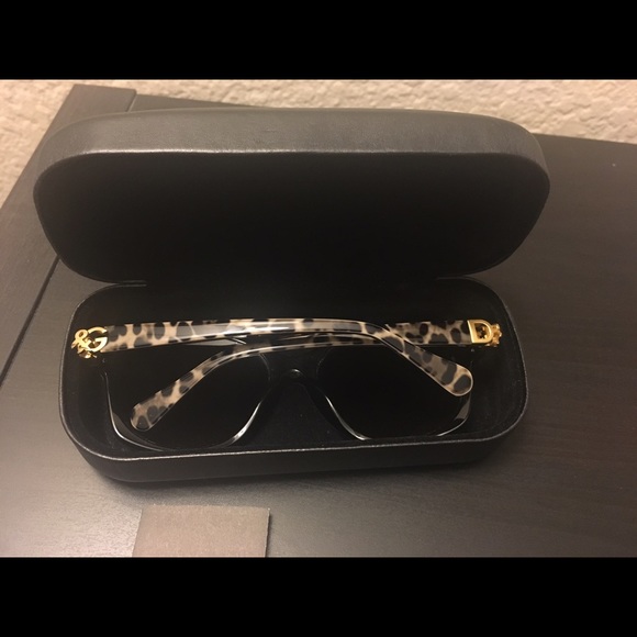 Dolce & Gabbana sunglasses - Picture 4 of 6