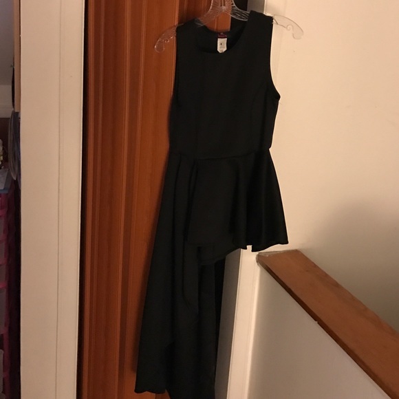 Black dressy top - Picture 1 of 2