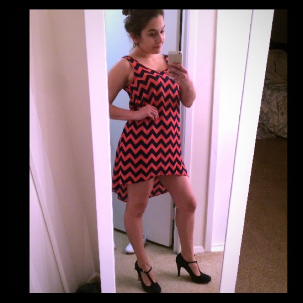 Pink and blue chevron dress👗