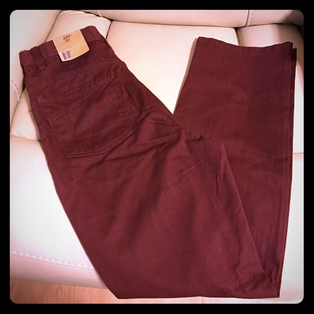 ❤️ Brand New Maroon Jeans