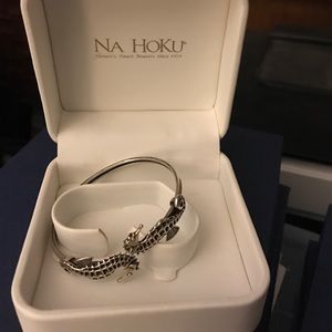 NA HOKU Hawaiian 🌺  Jewlery amazing condition