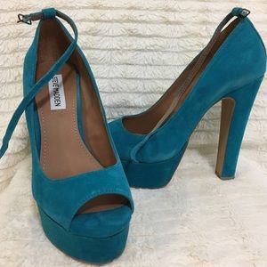 Steven Madden Deviaate Platform Pumps, Turquoise