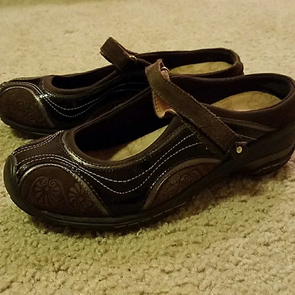 Jambu shoes 7m