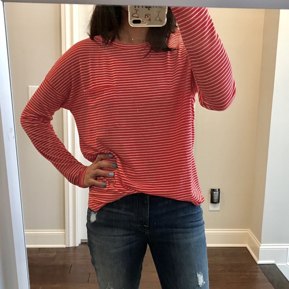 Striped front pocket jersey light sweater