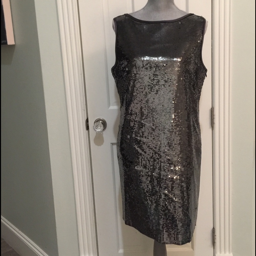 Elie Tahari Gunmetal Gray Sleeveless Sequin Dress.