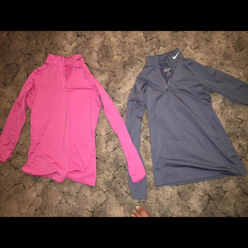 Women's Nike long sleeve large lot of 2