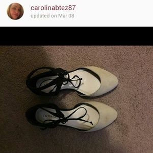 Torrid Size 9W Lace up flats