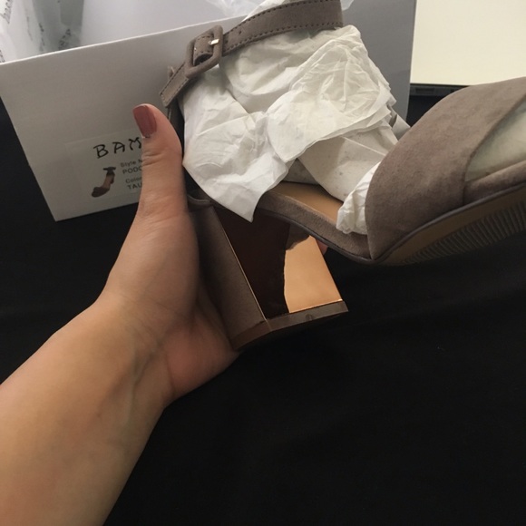 taupe chunky heel LAST PAIR 6.5 - Picture 3 of 7