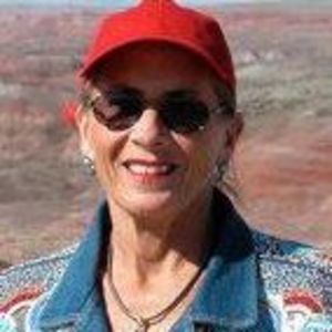 Meet your Posher, Holly