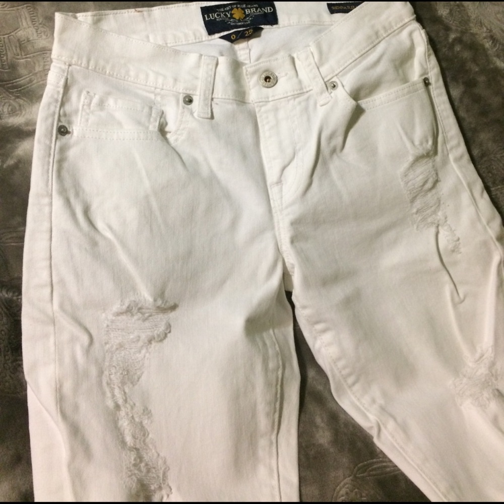 Distressed lucky brand jeans size 0/2