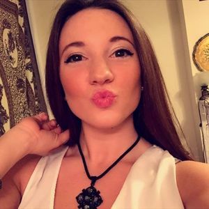 Meet your Posher, Marissa