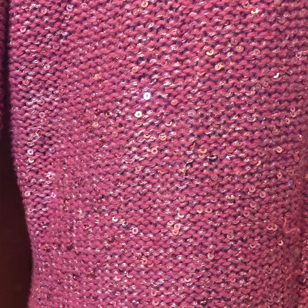 Sparkly top - Picture 2 of 3