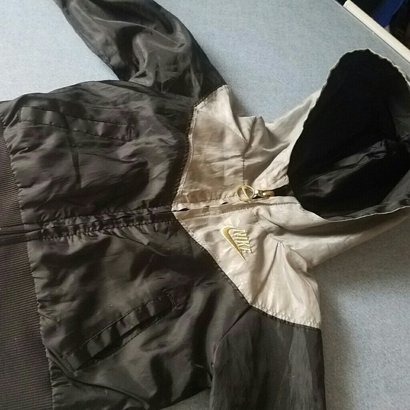 2t Nike Jacket - Picture 2 of 2