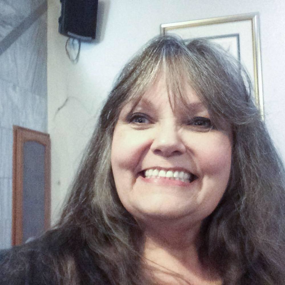 Meet your Posher, Lucy