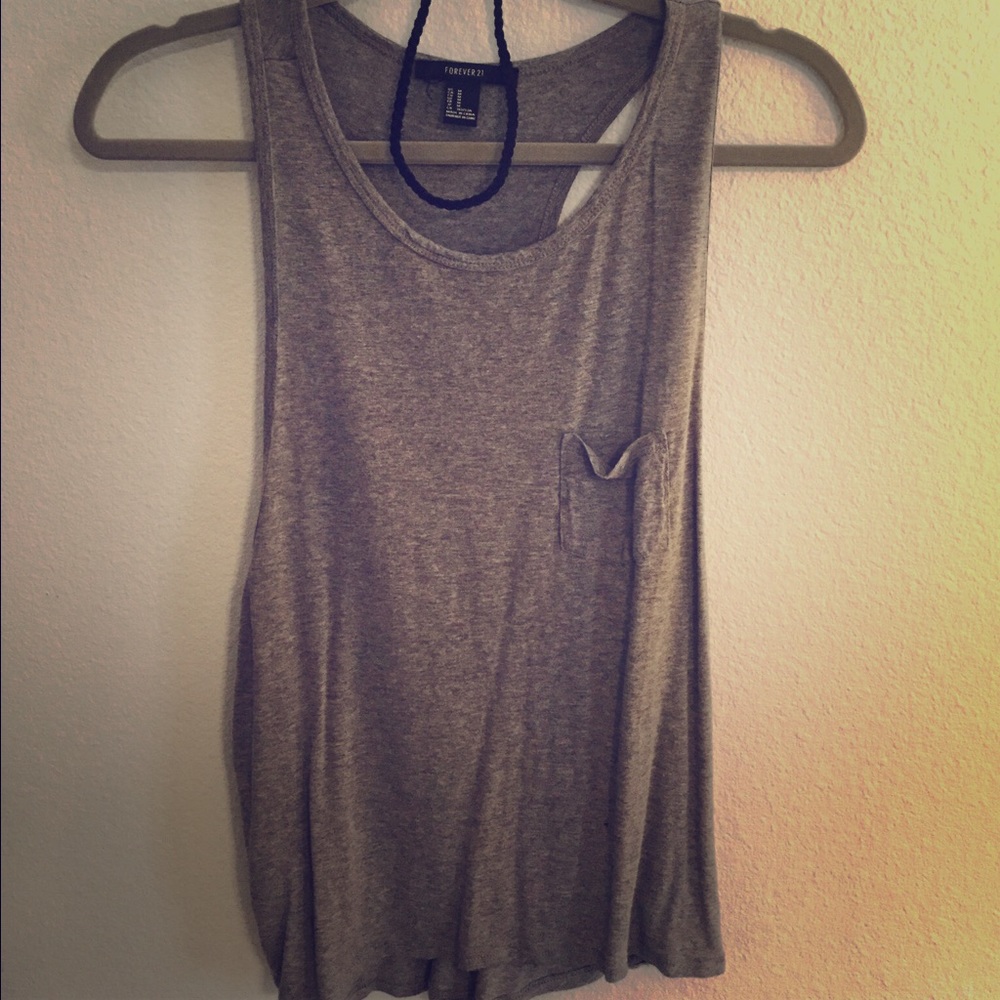 Muscle tee