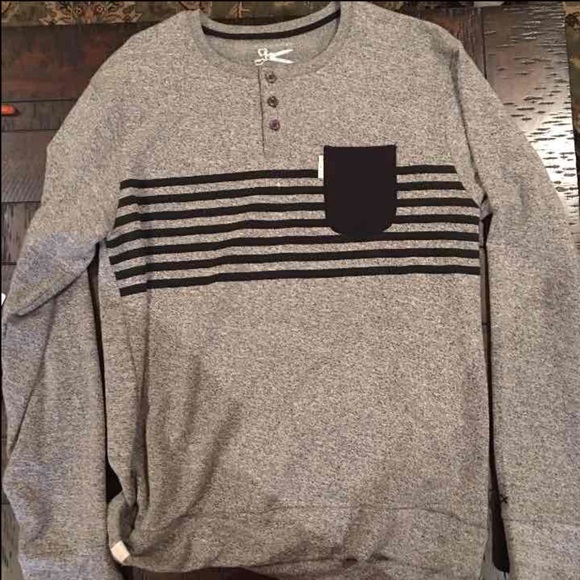 Long Sleeve Shirt. - Picture 1 of 1