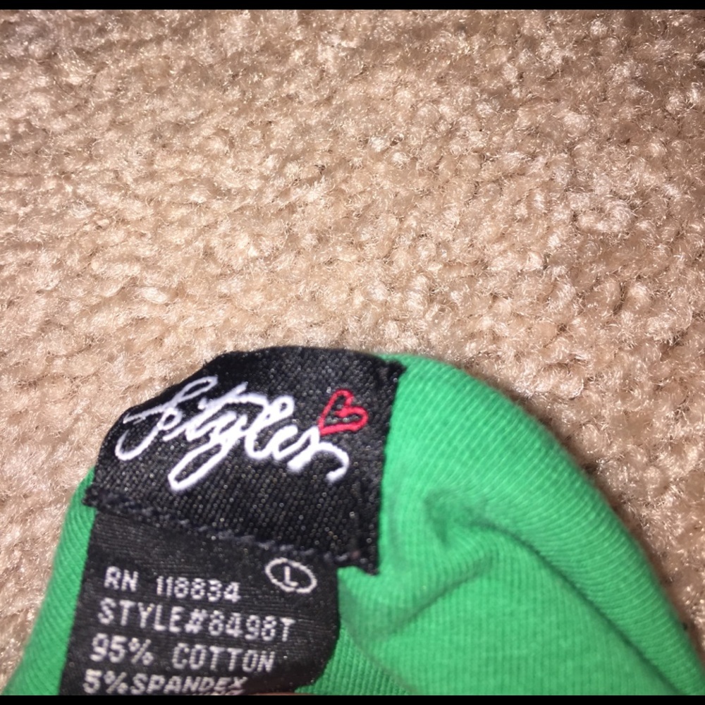 Top - Picture 2 of 2