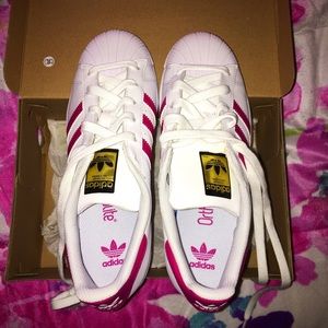 Adidas superstar