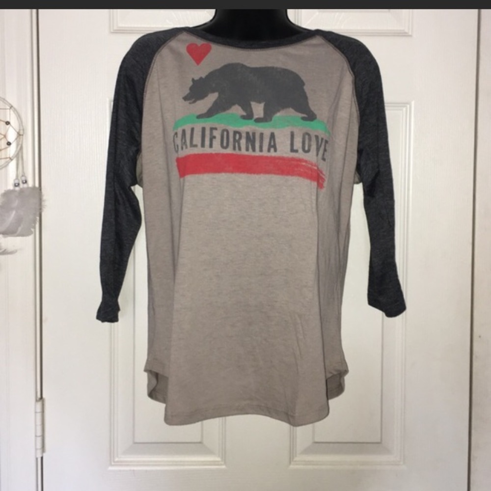 Cali Tee