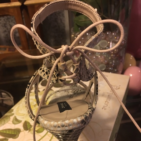 Zara Strappy Heels SZ 8. Genuine Leather. NEW - Picture 2 of 6