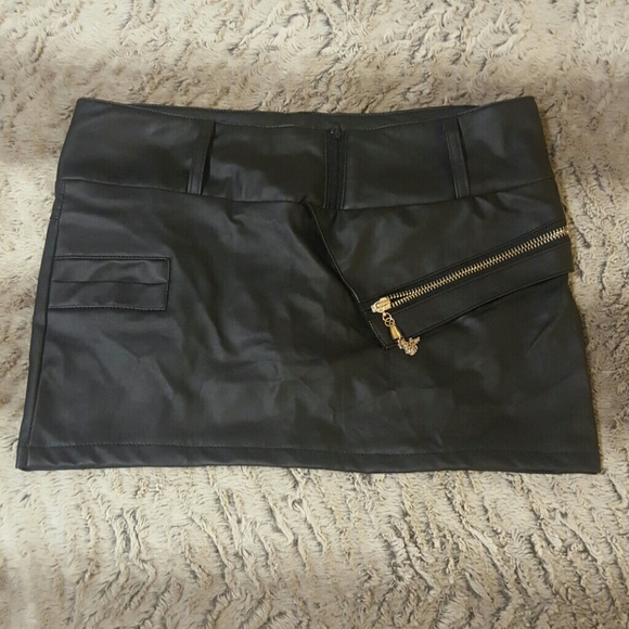 ? Pants - Short skort
