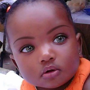 Meet your Posher, Ana