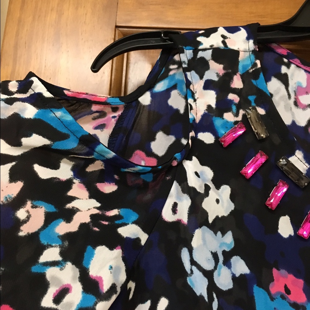 NWT Rhinestone Top by I ❤ Ronson - Picture 4 of 6