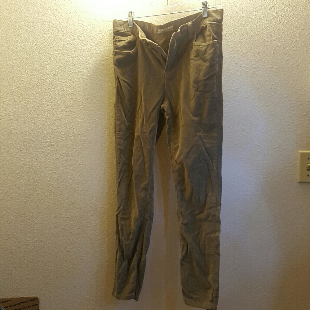 High Waisted Cords - Picture 3 of 4