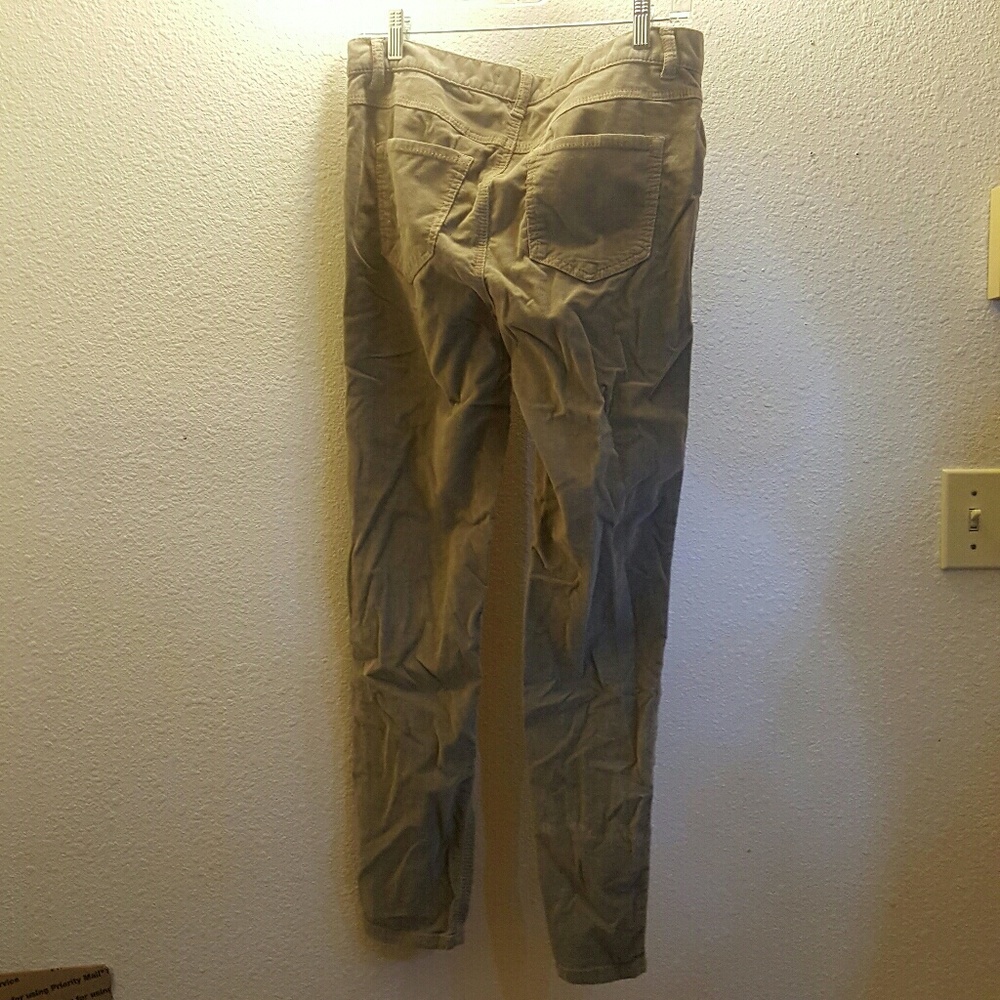 High Waisted Cords - Picture 4 of 4