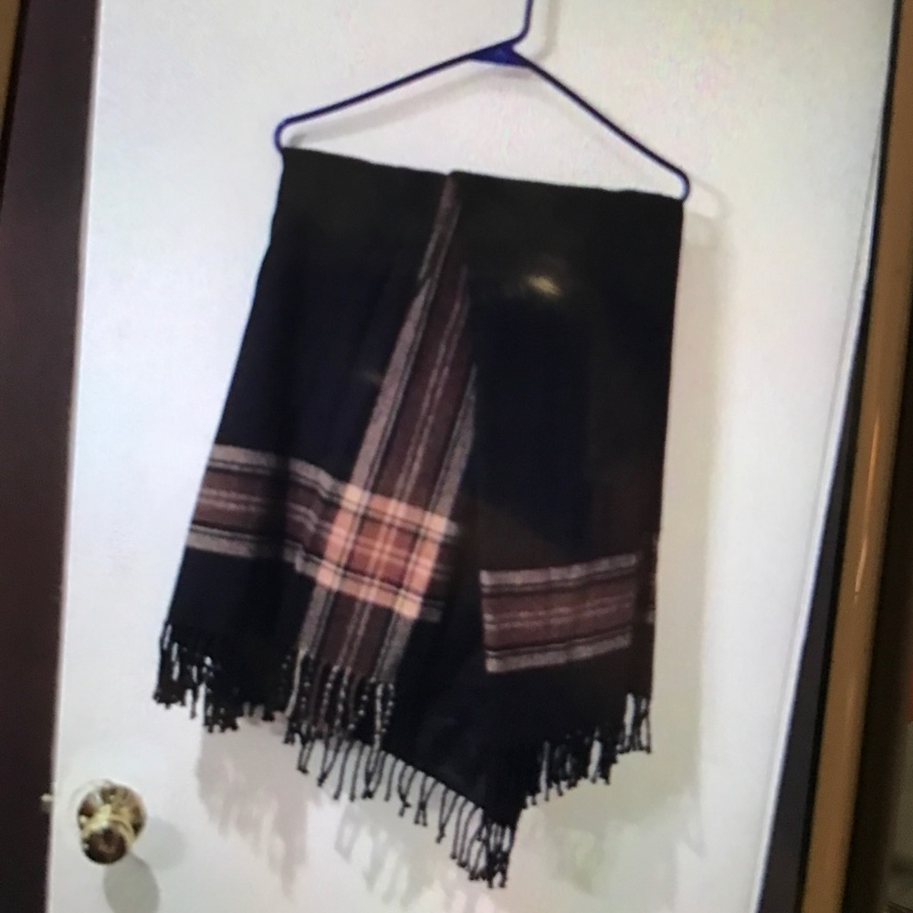 Skirt and scarf set