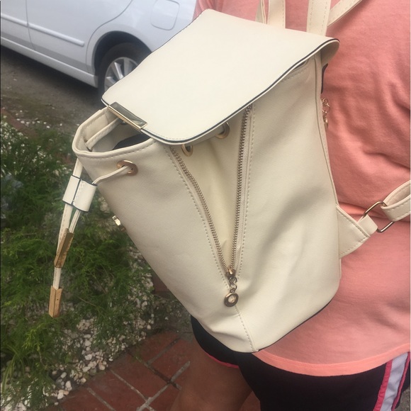 Preppy Backpack - Picture 5 of 7