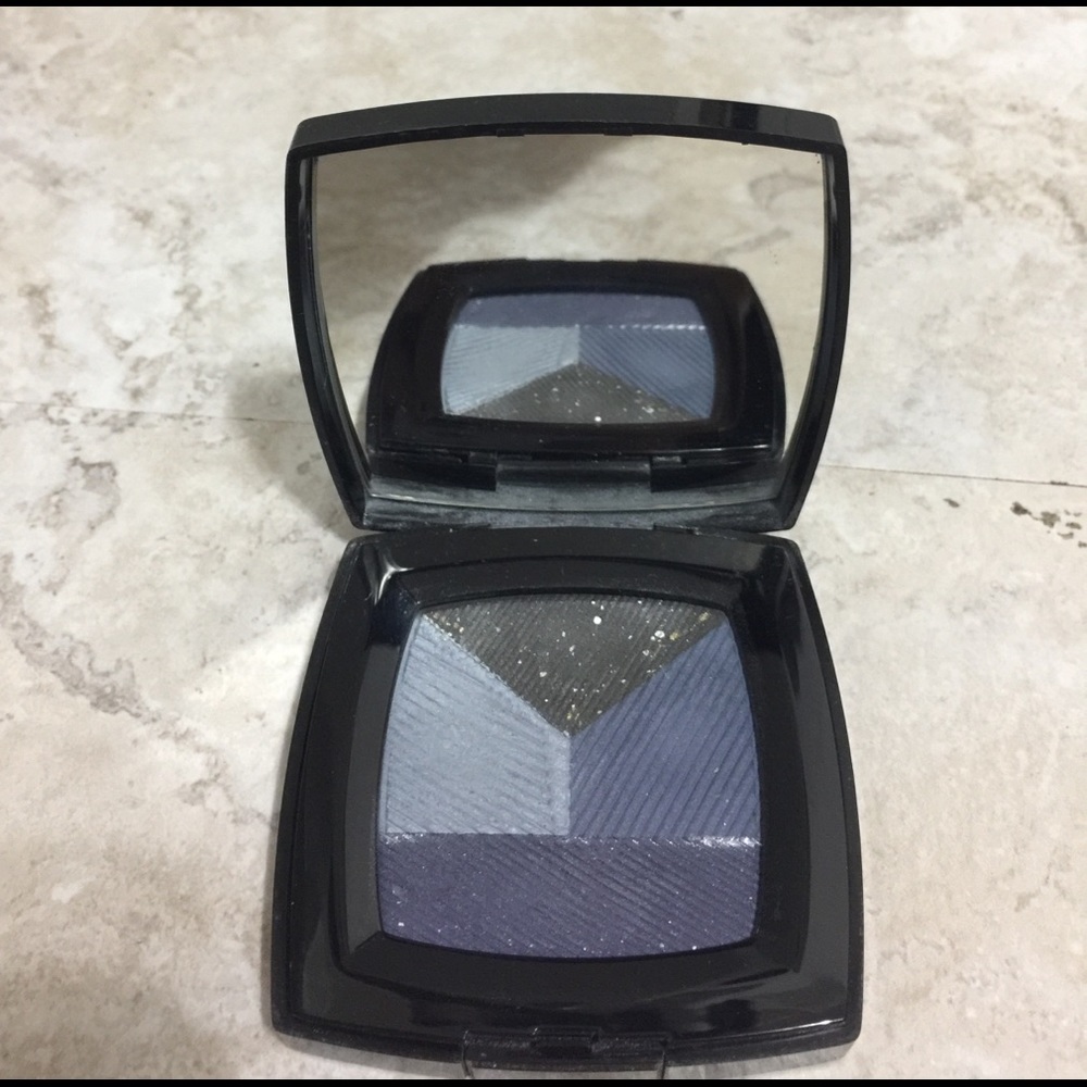 Limited edition Chanel denim eyeshadow.