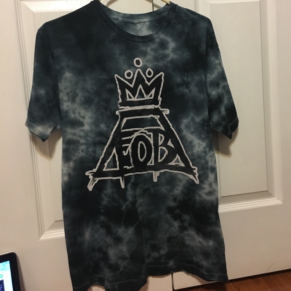 Hot Topic Fall Out Boy tie dye shirt, size M.