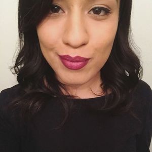 Meet your Posher, Crystal